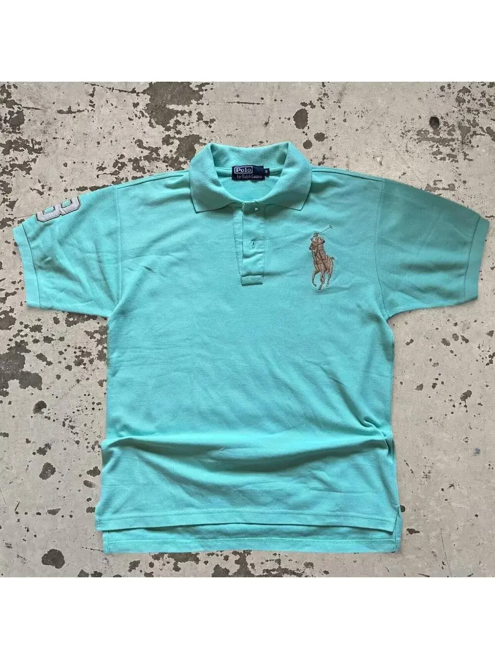 Beautiful rare mint and gold polo Ralph Lauren Vintage 90s big pony T-shirt.